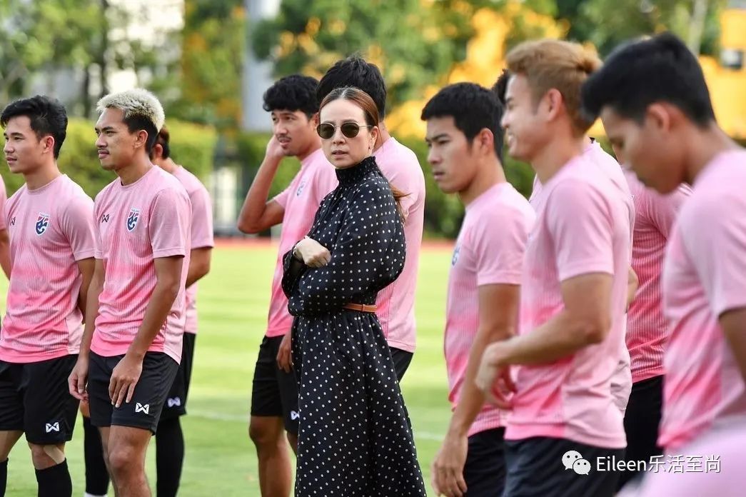 泰王又看上她？美过王后的富五代大小姐到底什么背景？