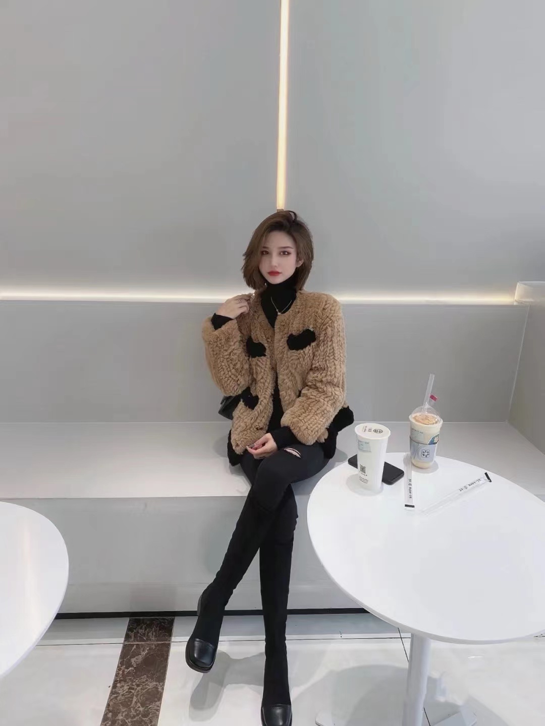 兔毛皮草不显臃肿,兔毛皮草背面硬了怎么办