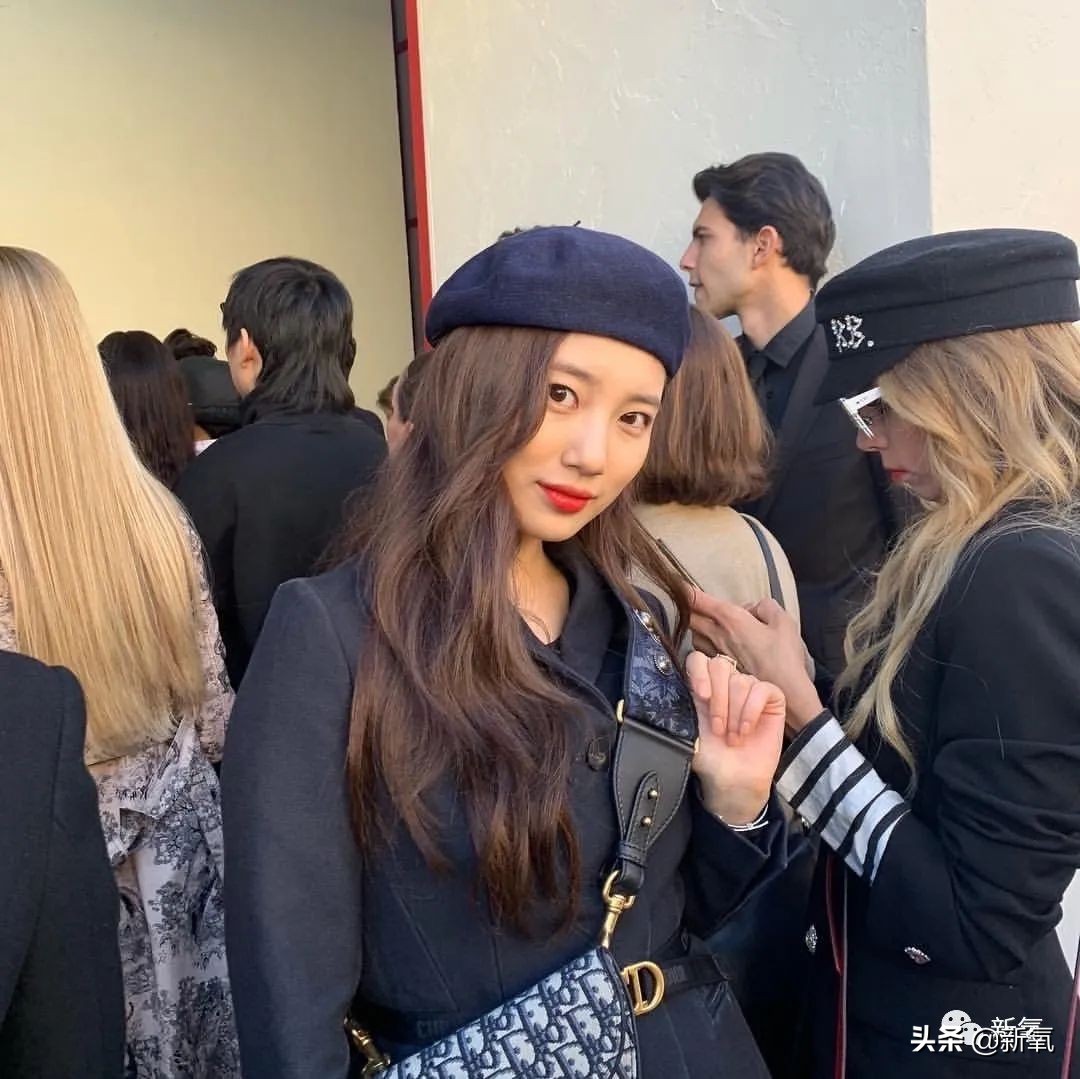 从很丑到逆袭最美的女生,从最丑化妆到很美的全过程