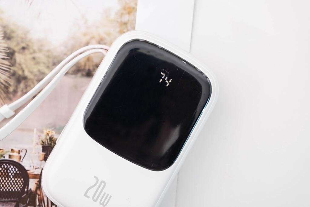 不伤苹果手机的充电宝测评,1w毫安充电宝苹果适配测评