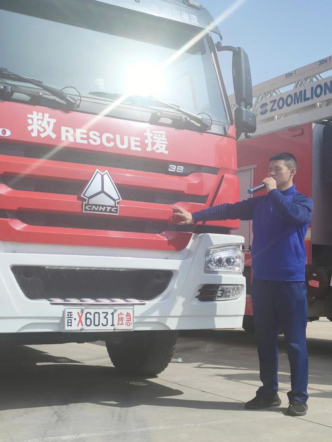 【垣曲县滨都幼儿园】滨都萌娃走进*防队消**致敬最美“火焰蓝”