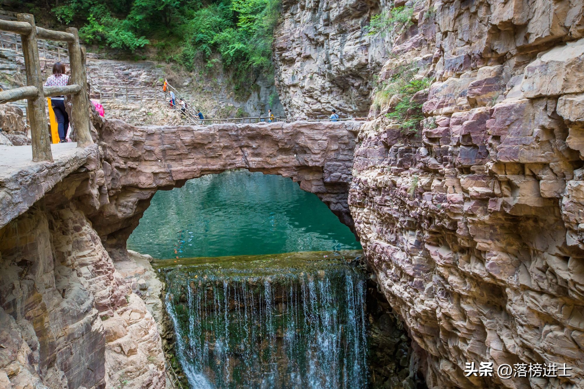 太行大峡谷适合秋天去么,秋天太行大峡谷风景区
