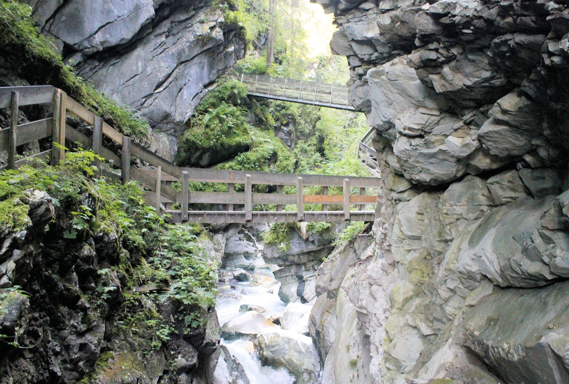 万盛黑山谷景区天气预报,重庆万盛黑山谷景点介绍