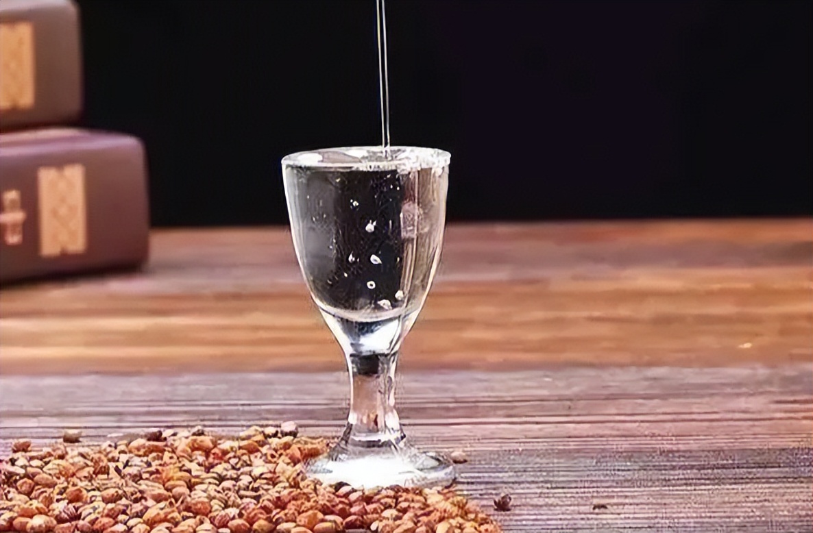 值得长期收藏的十款口粮白酒排名,目前最流行的十款白酒