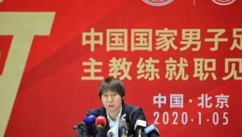 16岁就入选健力宝队留洋巴西,16岁李铁