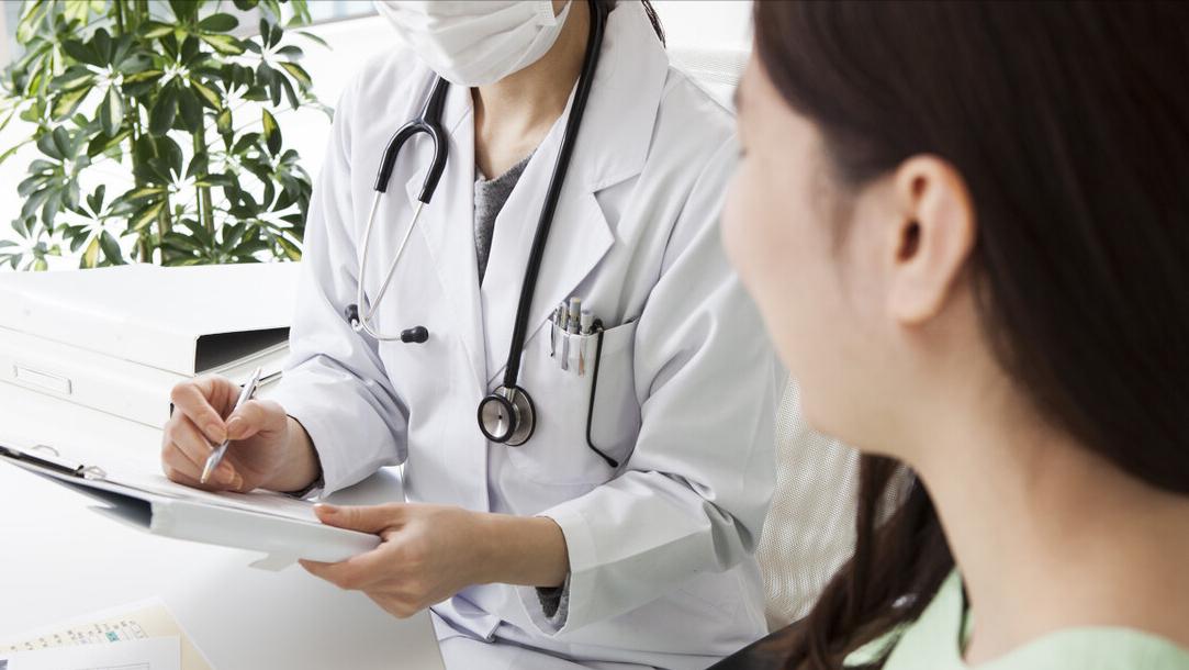 妇科下面有点痒是什么原因,女性偶尔下部发痒怎么回事