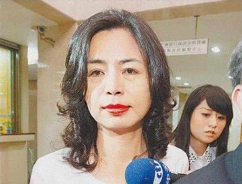 天下第一淫棍：设计玷污60位女艺人，被判入狱39年，仍飞扬跋扈