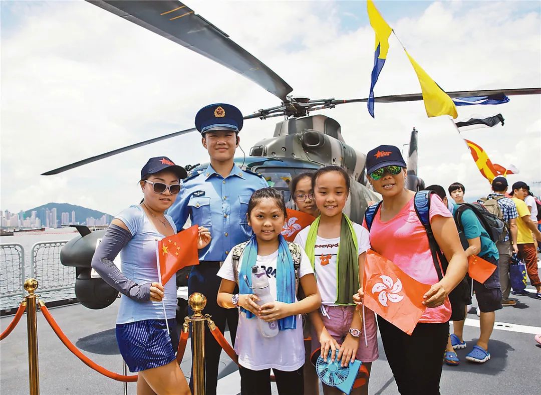 你好我们是警察语音,你好我们是警察