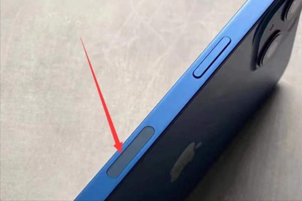 iphone13黑解机价格,iphone13黑解能买吗