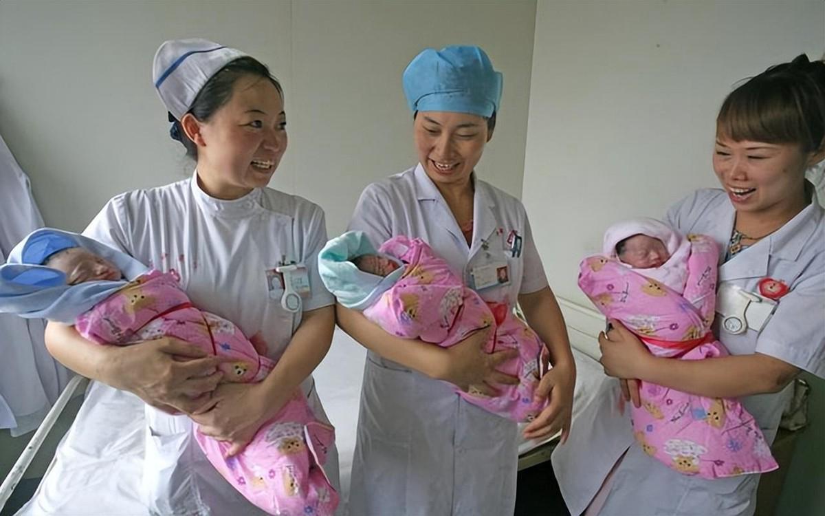 人口出生率跌破1%跟什么原因有关,2021人口出生率下降原因