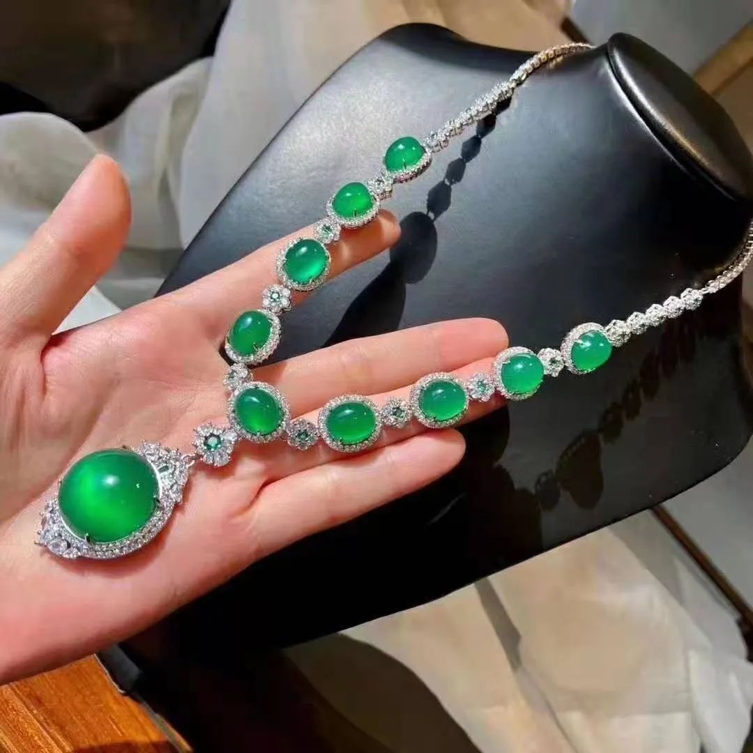 戈壁之花玛瑙,特别圆的戈壁玛瑙