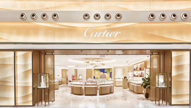 cdf海口美兰机场免税店营业时间,海南海口机场春节客流情况