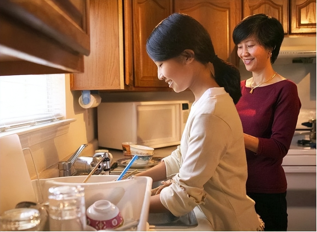 鱼腥草含一级致癌物，伤肾还致癌？折耳根还能吃吗？过度解读了！