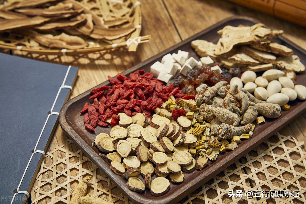 双手颤抖吃什么药好,双手颤抖可以治疗吗