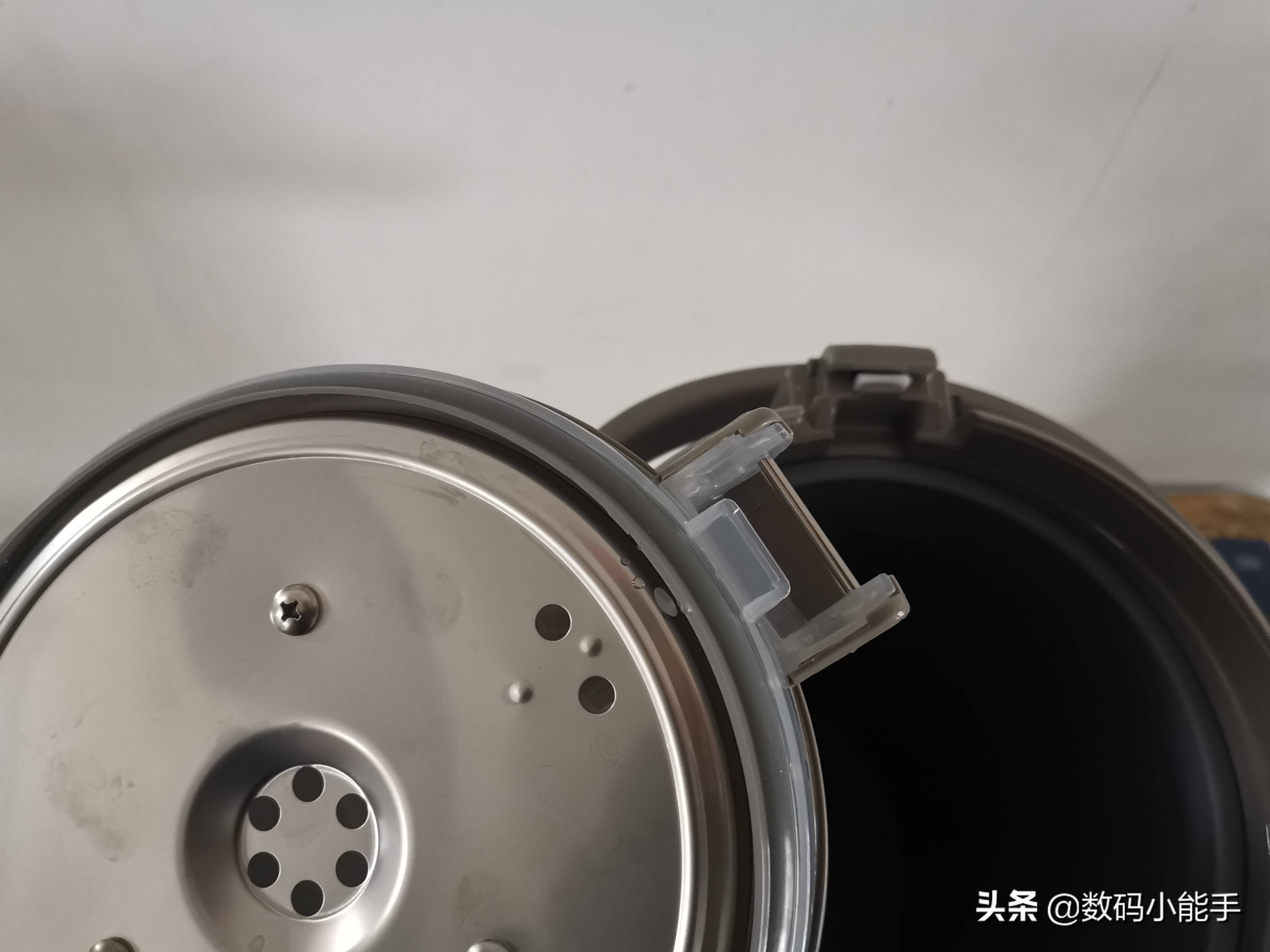 象印电水壶wdh40c使用方法,象印电热水壶型号wch和wdh哪个好