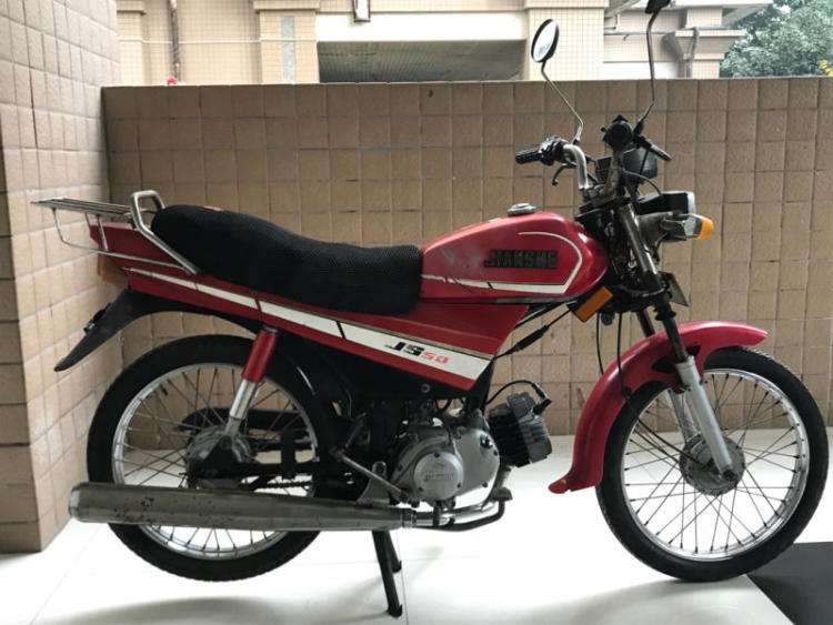 80年代进口摩托车多少钱,80年代德国进口的依发150摩托车