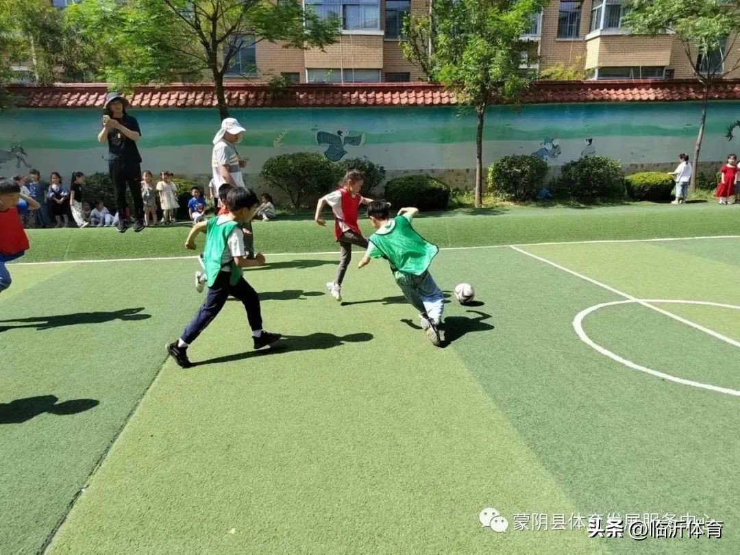 儿童足球比赛蒙阴二小,足够精彩足球比赛