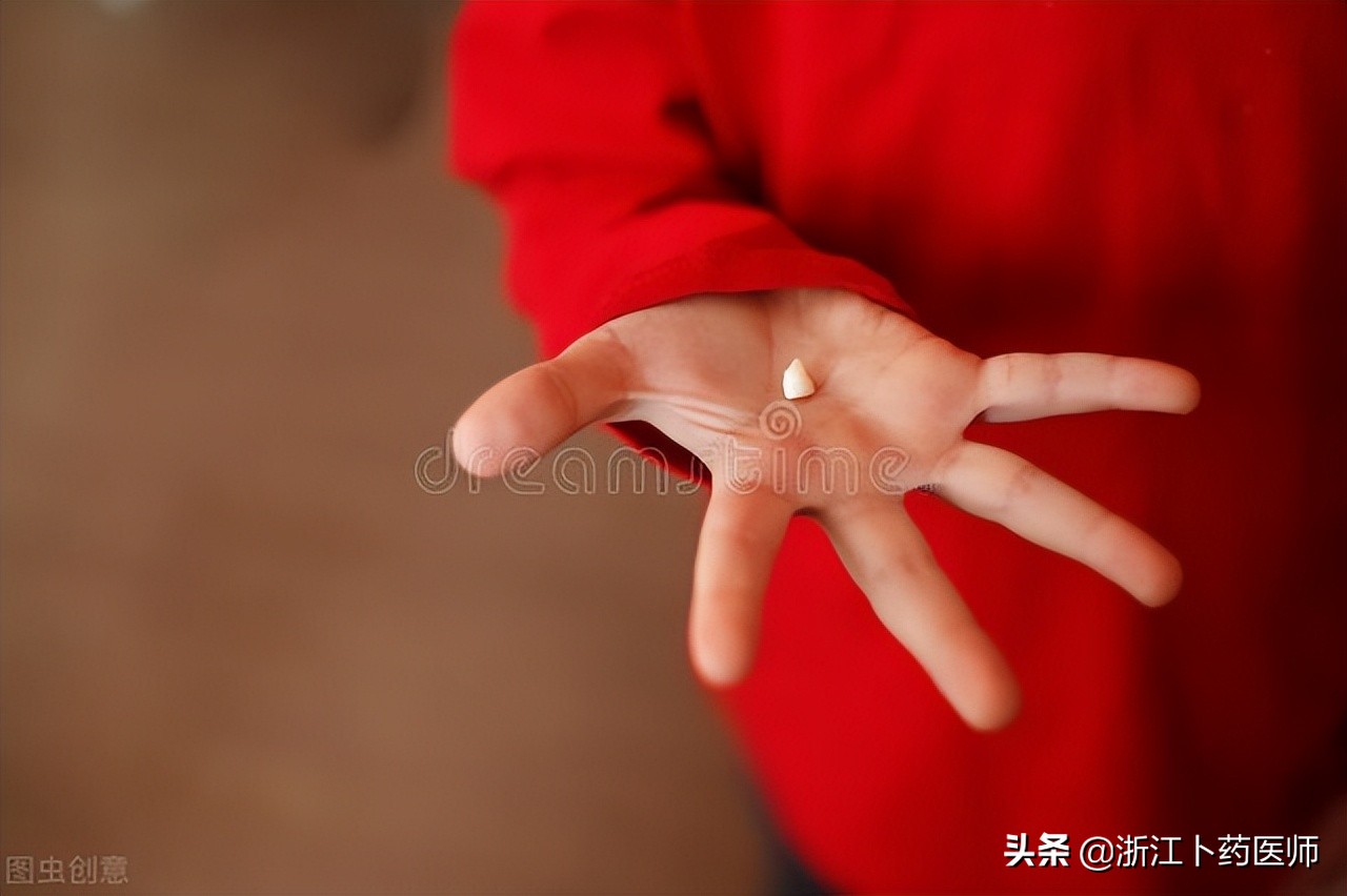 牙龈出血牙周病,牙龈出血有4种原因牙周病