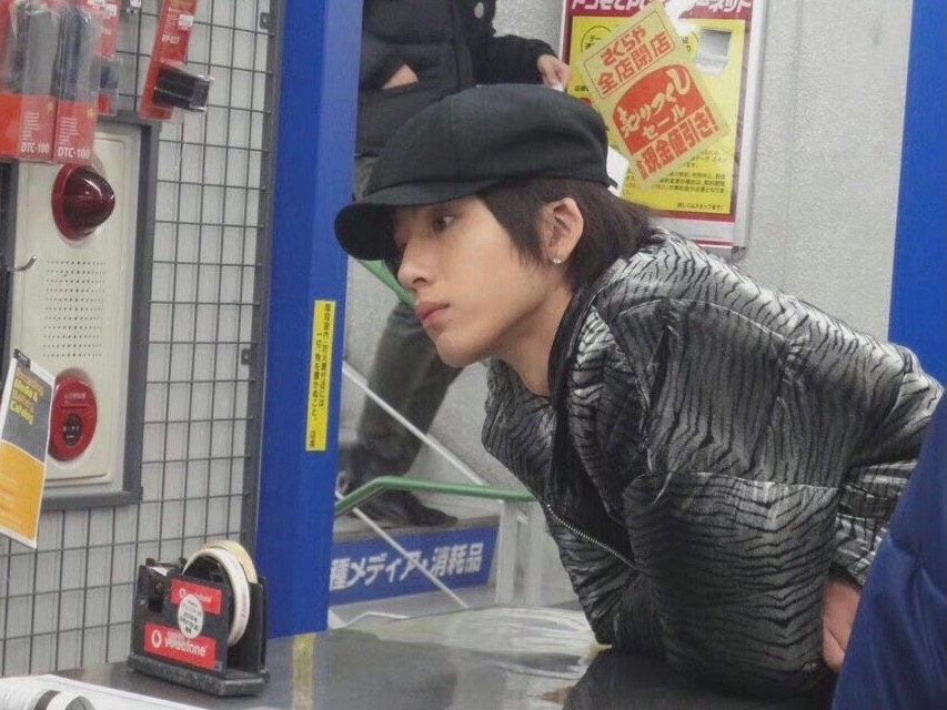 出生28天就被抛弃完整版,出生28天惨遭抛弃