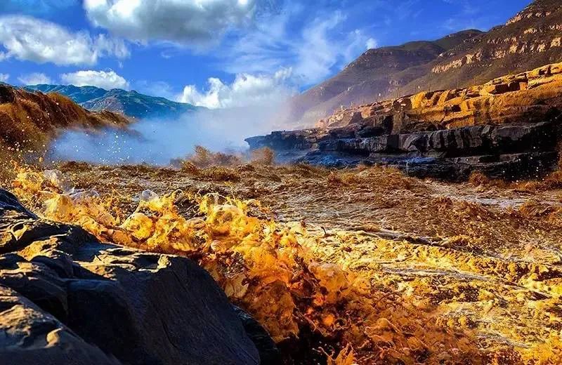 黄河波澜壮阔的气势的诗句,黄河水奔流不息气势壮观的诗句