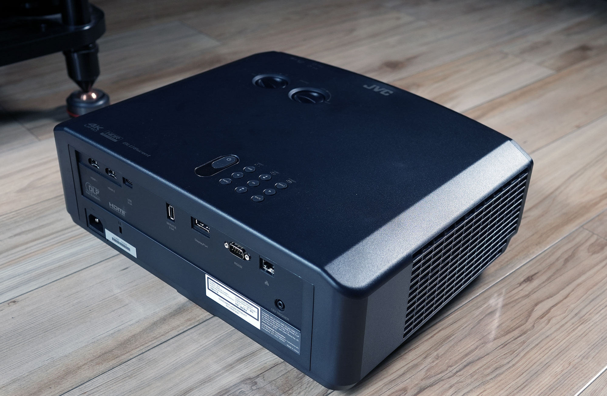 小宙斯第二代如何？JVCN69激光投影机超详细试用