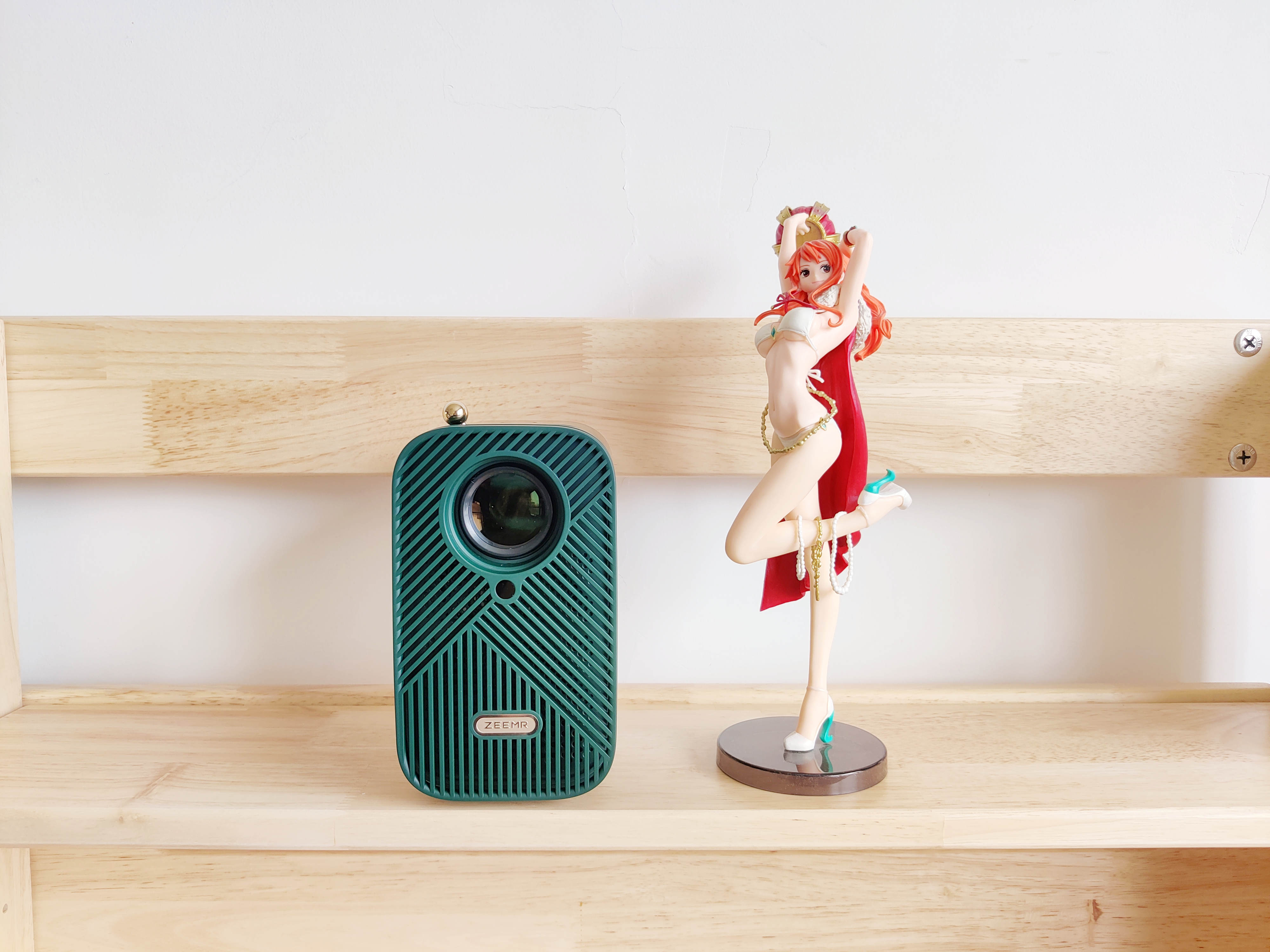 知麻投影仪m1幕布,知麻投影仪外接音箱