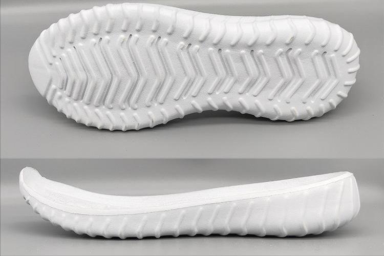 跑步的减震跑鞋怎么选？缓震跑鞋是靠什么缓震的呢？