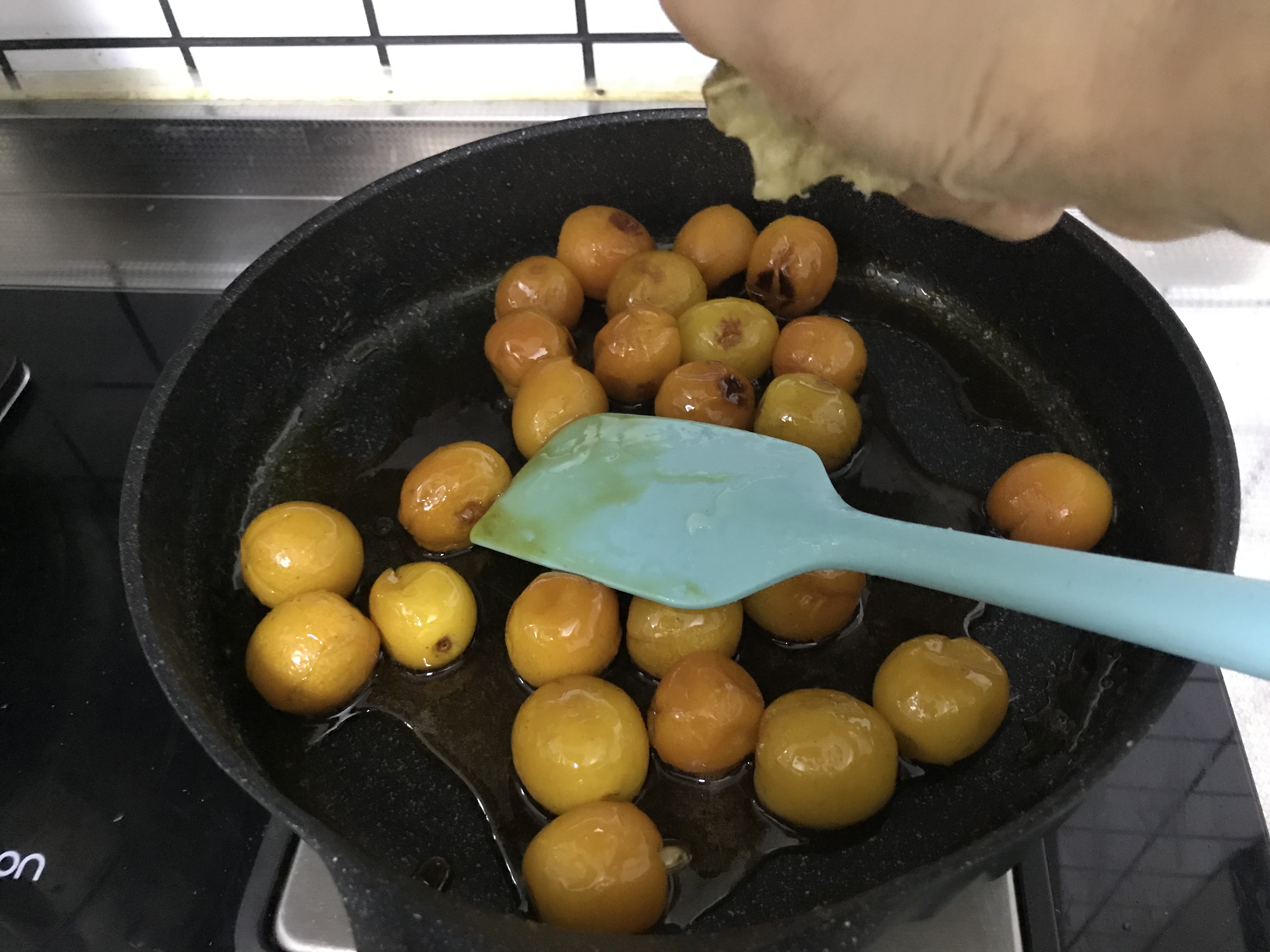 冬天常吃金桔教你懒人做法,金桔放锅里煮