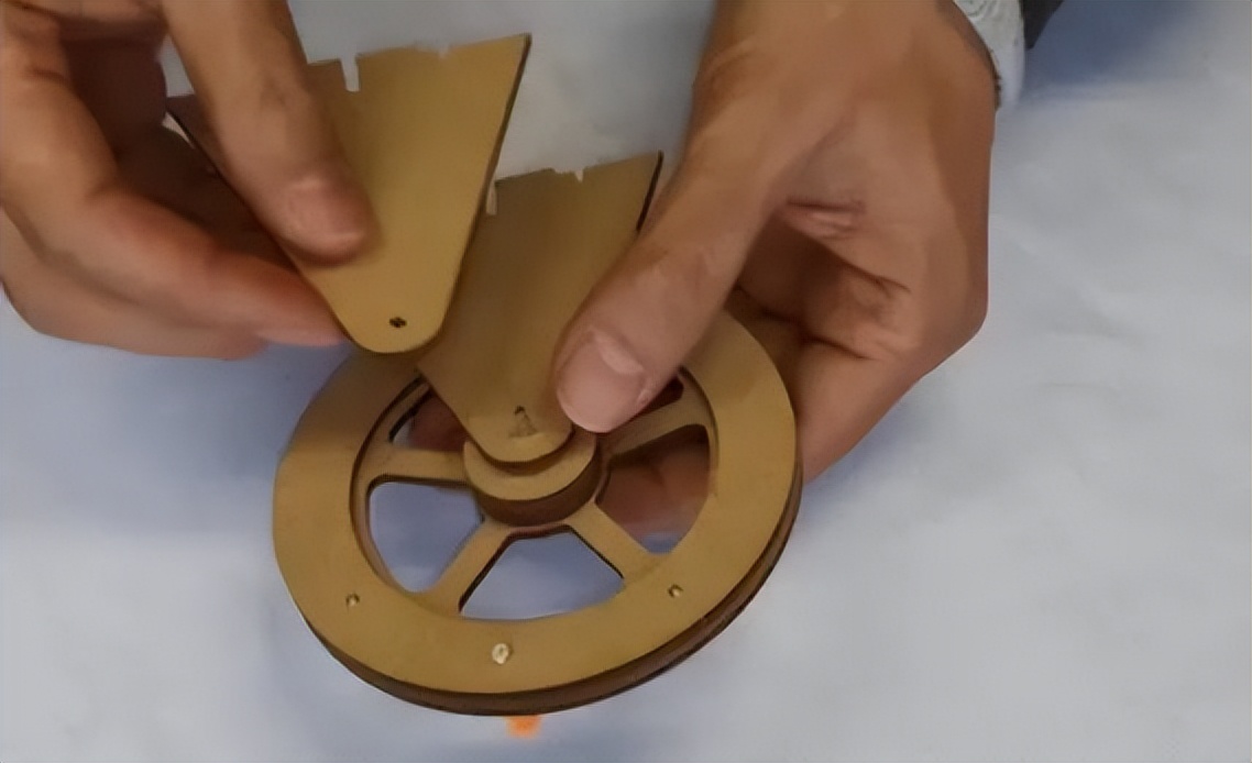 科学小制作发电灯,手工制作磁铁发电节能灯