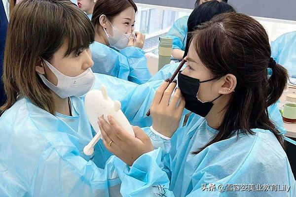 如何成为一个微整形师,如何成为优秀微整形师