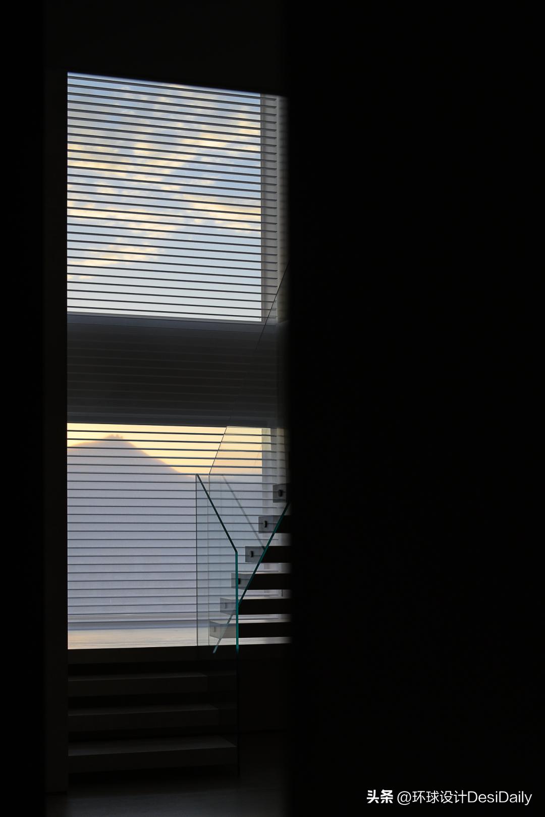 首发.刘捷｜680㎡极简顶复，空纳万境【环球设计3124期】