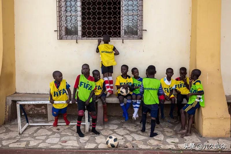 卢旺达女子足球,对女足的支持