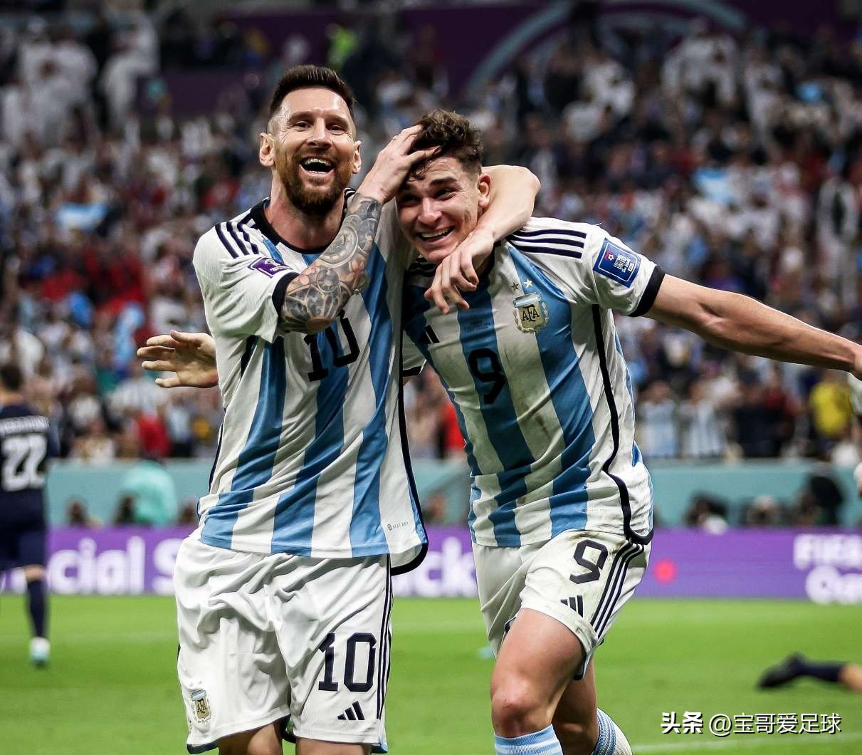 阿根廷队胜波兰男足梅西主罚点球,梅西决赛梅开二度