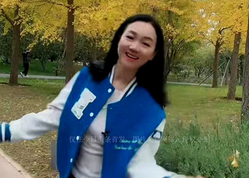 主持人周群落泪,主持人周群哭了视频