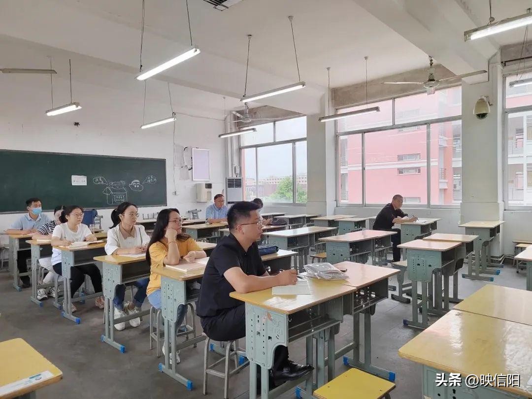 固始县高级中学举办2022—2023学年新教材培训