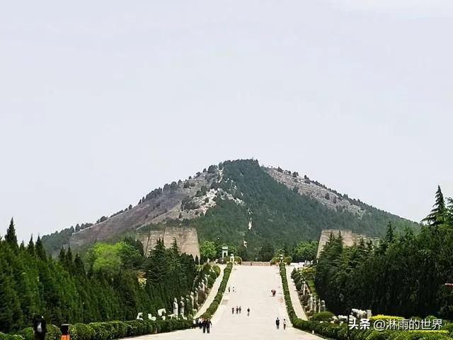 乾陵无字碑咸阳市,乾陵无字碑解说