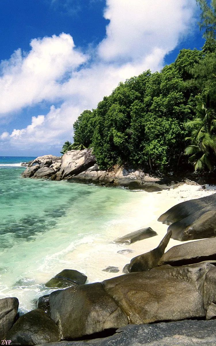 令人窒息的绝美瀑布黑白风景,极品绝美风景摄影图片