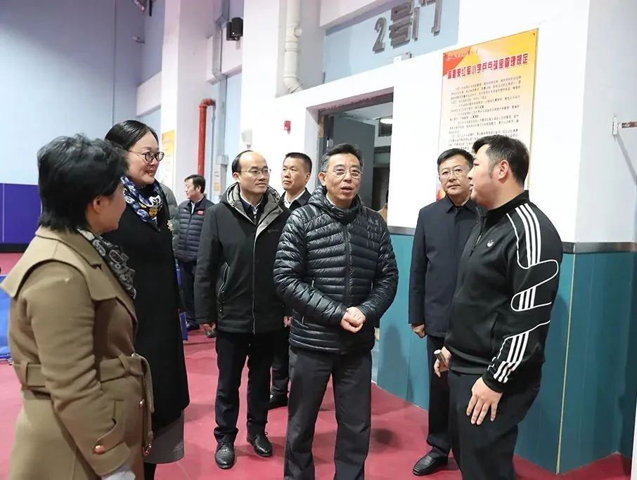 江苏省体育局局长陈少军调研指导周恩来红军小学体育工作