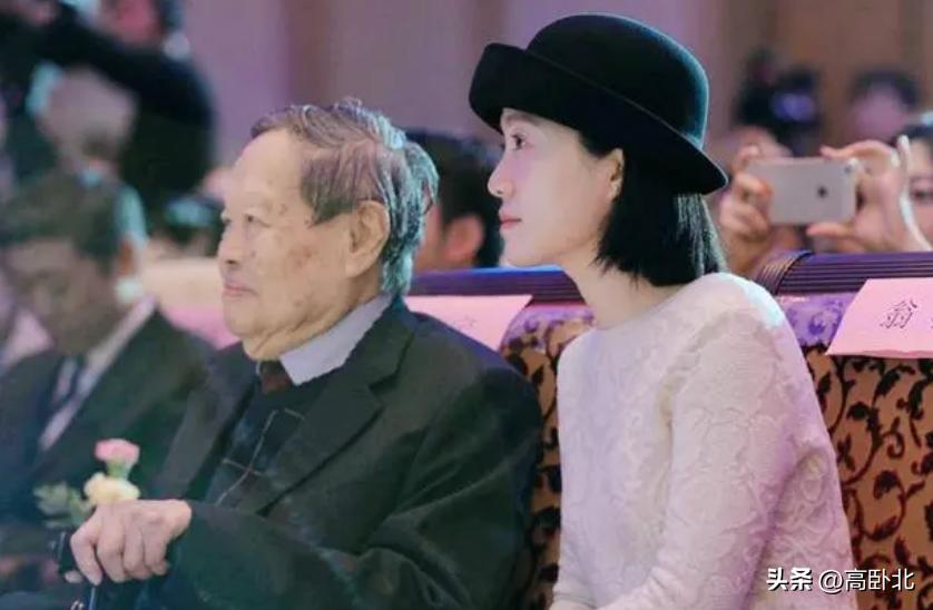 47岁翁帆结婚了吗,42岁的娇妻翁帆隐藏了多年的秘密