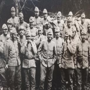 二战女德军士兵照片,老照片二战后悲惨的法国女性