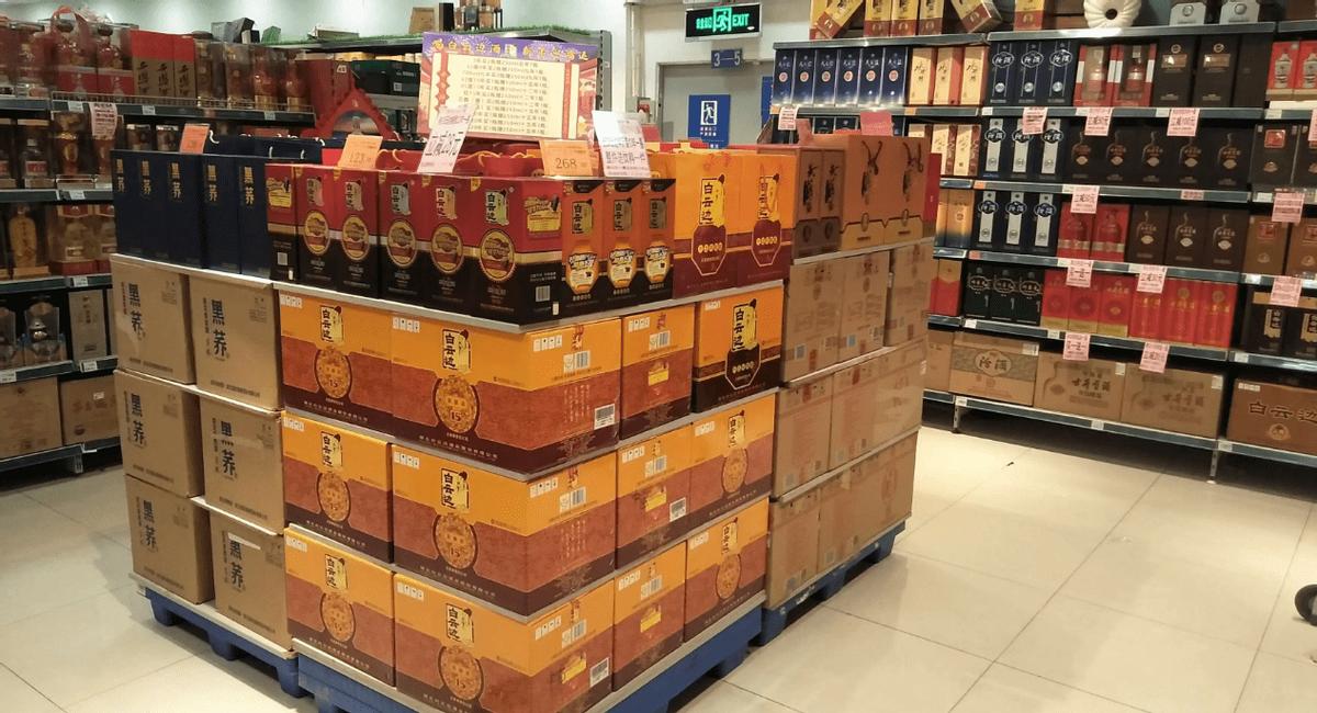 大量英国游客涌入中国,大批英国人进入中国旅游