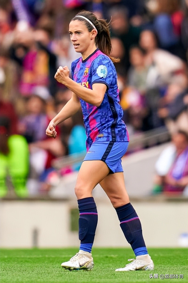 中国留洋女足球运动员,女足球运动员中国