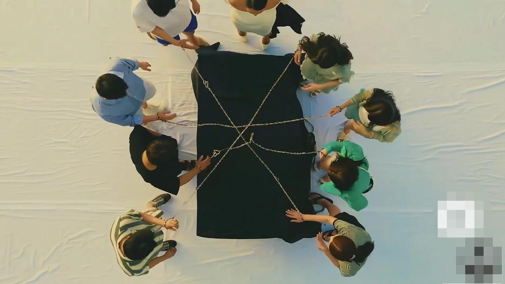 先亲嘴再谈恋爱韩综,先睡后恋爱电视剧剪辑