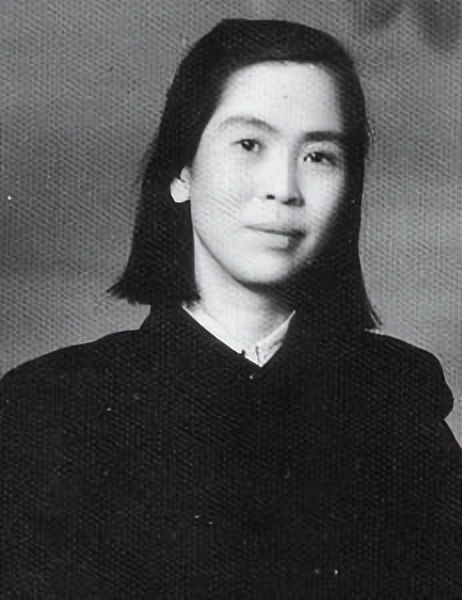 1984年*子珍贺**病逝,葬礼规格上海市委不敢做主,*小平邓**一句话定下