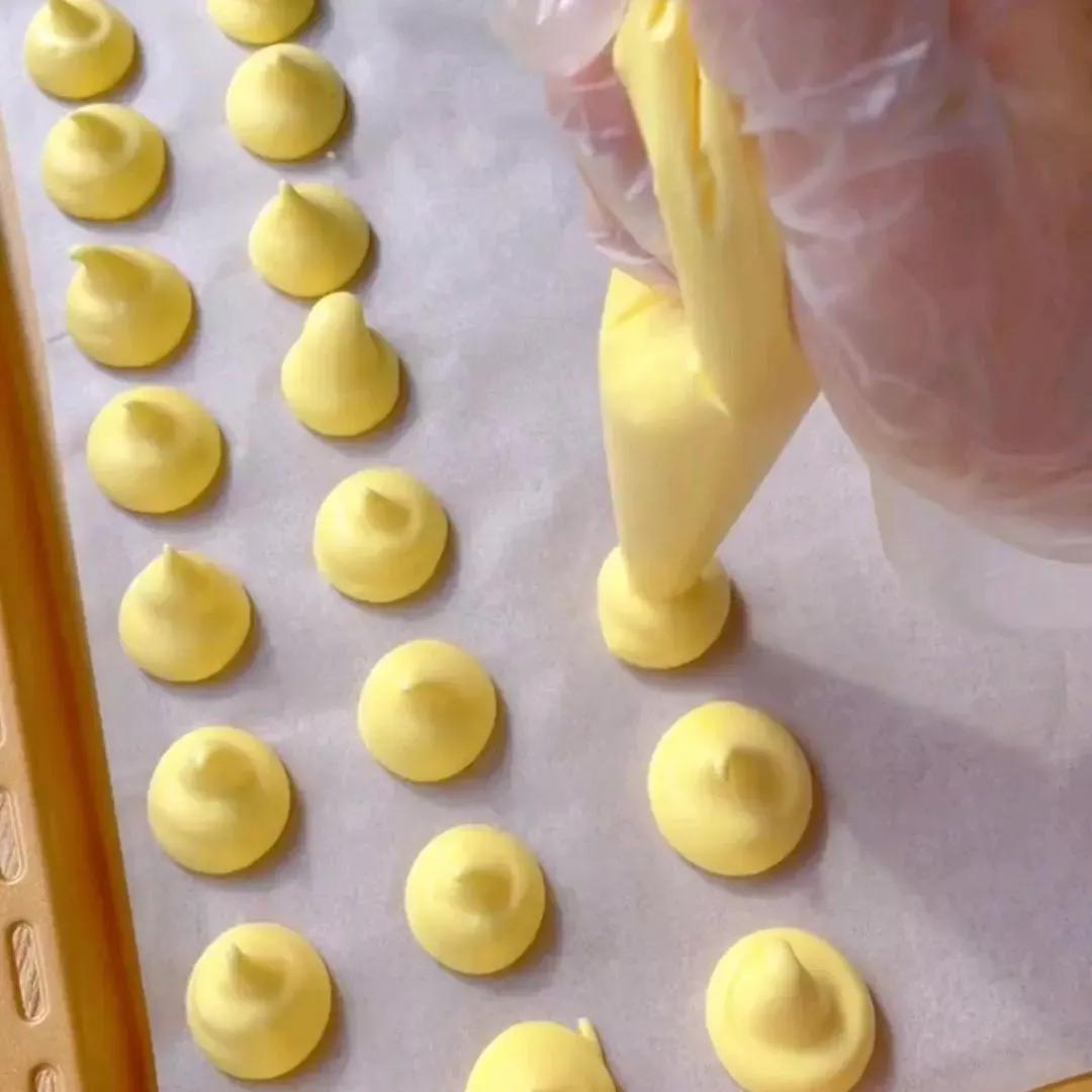 宝宝喝不完的奶粉可以做什么零食,孩子吃不完的奶粉怎么做小饼