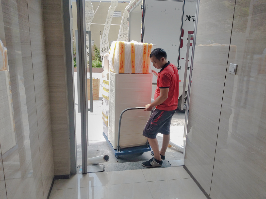 搬家公司大约多少钱一公里,搬家公司搬家费用大概多少