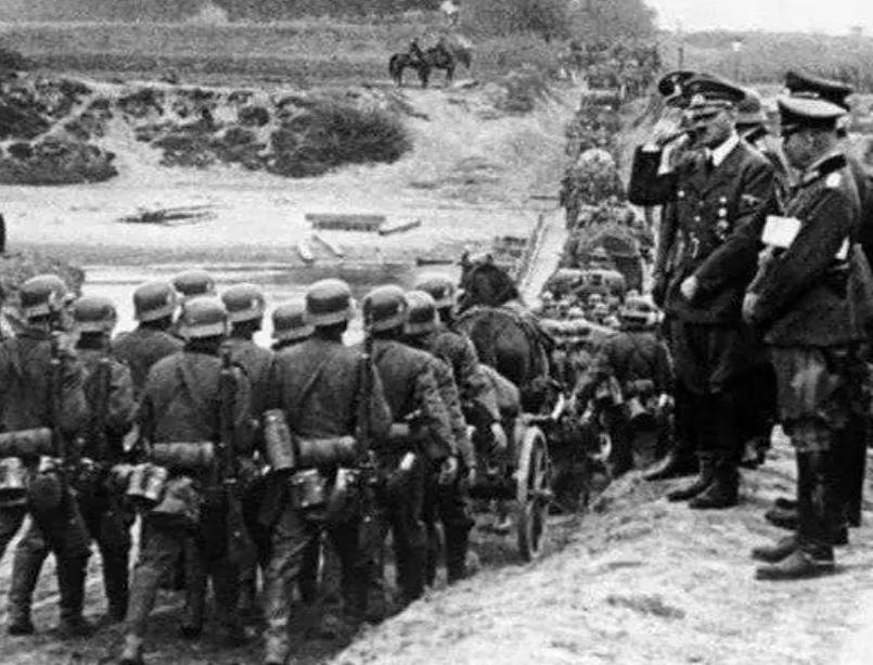 中国女孩被困德国集中营5年，得知其父亲身份，斯大林：快找到她