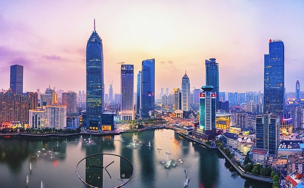 武汉成为省会城市的原因,湖北武汉的汉口是个什么样的城市