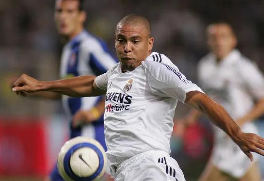 大罗与梅西谁更强,梅西技术好还是大罗好