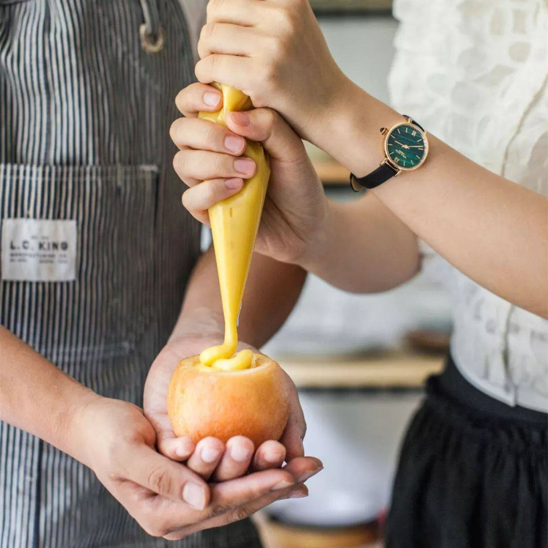 简单易做的水蜜桃的甜点,水蜜桃樱花简单甜品教程高颜值